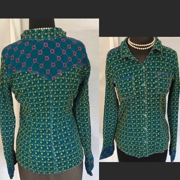 Johnny Was embroidered rayon cowboy shirt S - Picture 1 of 6